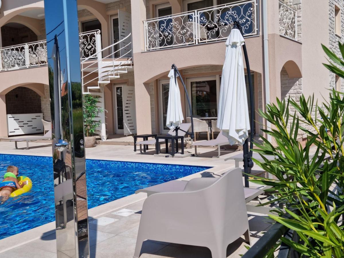 Villa Luka Lopar Exterior photo