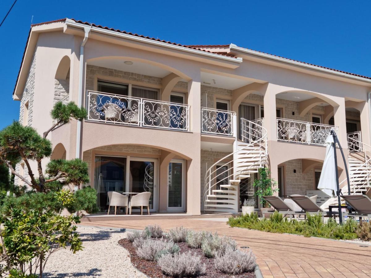 Villa Luka Lopar Exterior photo